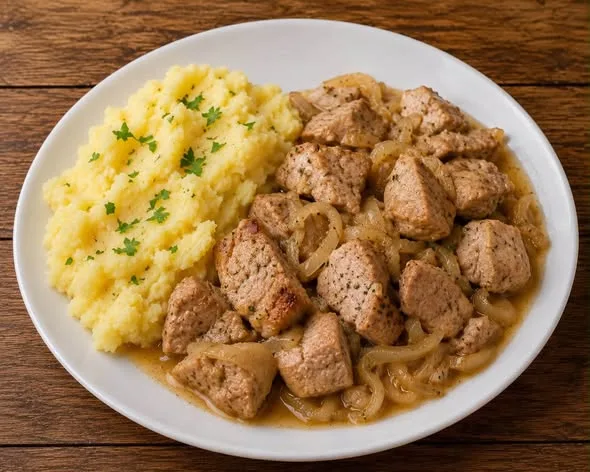 Stew with Mashed Potatoes (Pork)